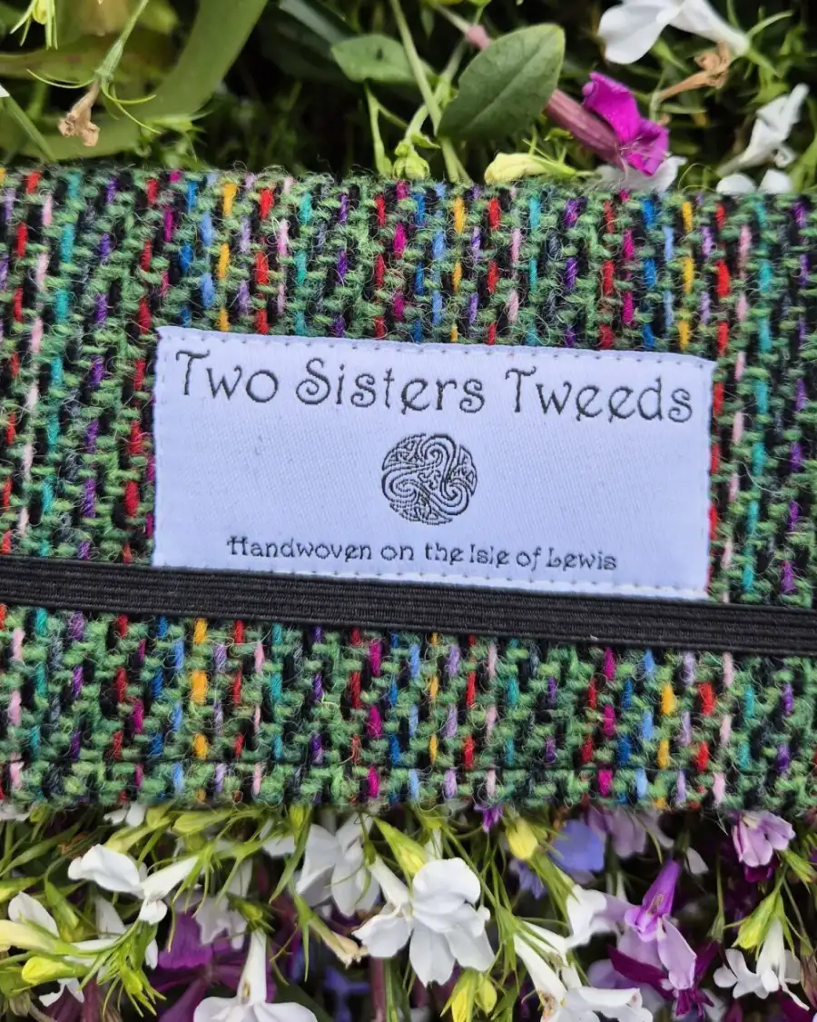 Two Sisters Tweed Card Holder