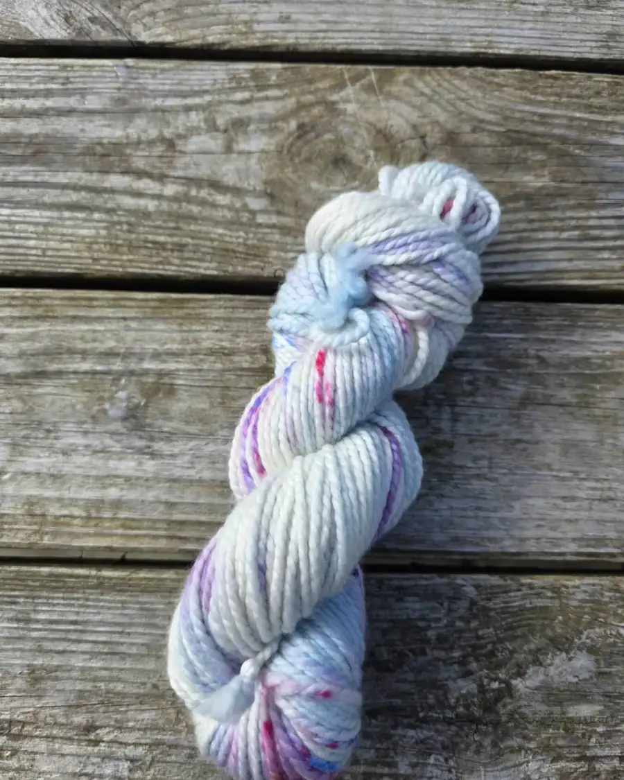 Hand-Dyed Yarn: 100% Merino, chunky
