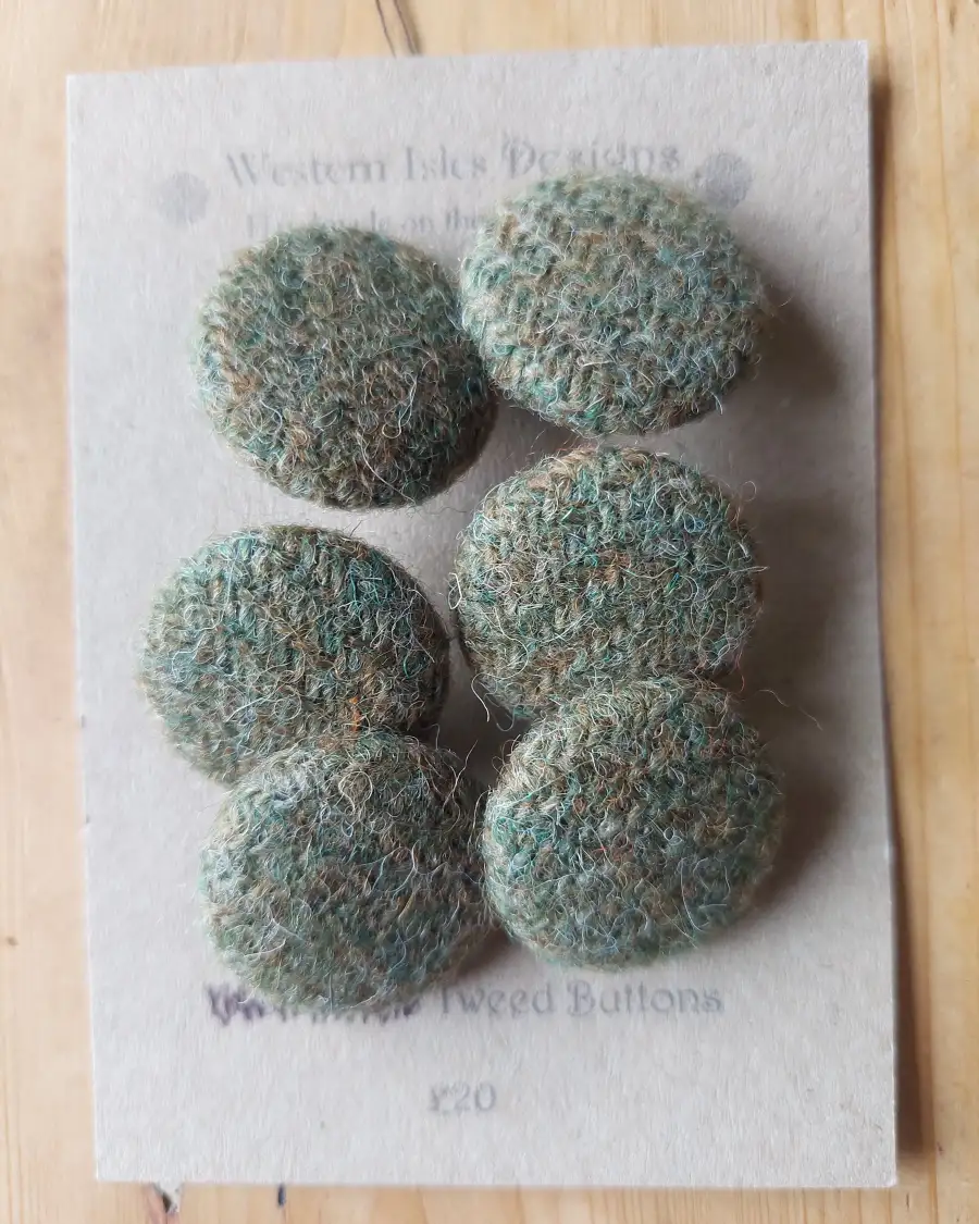 Harris Tweed buttons - 1 3