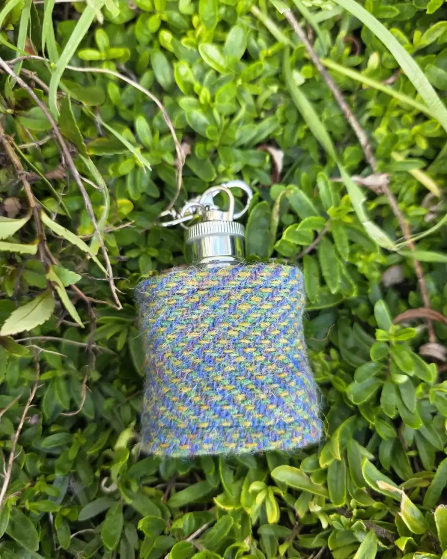Hipflask keyring with Harris Tweed cover