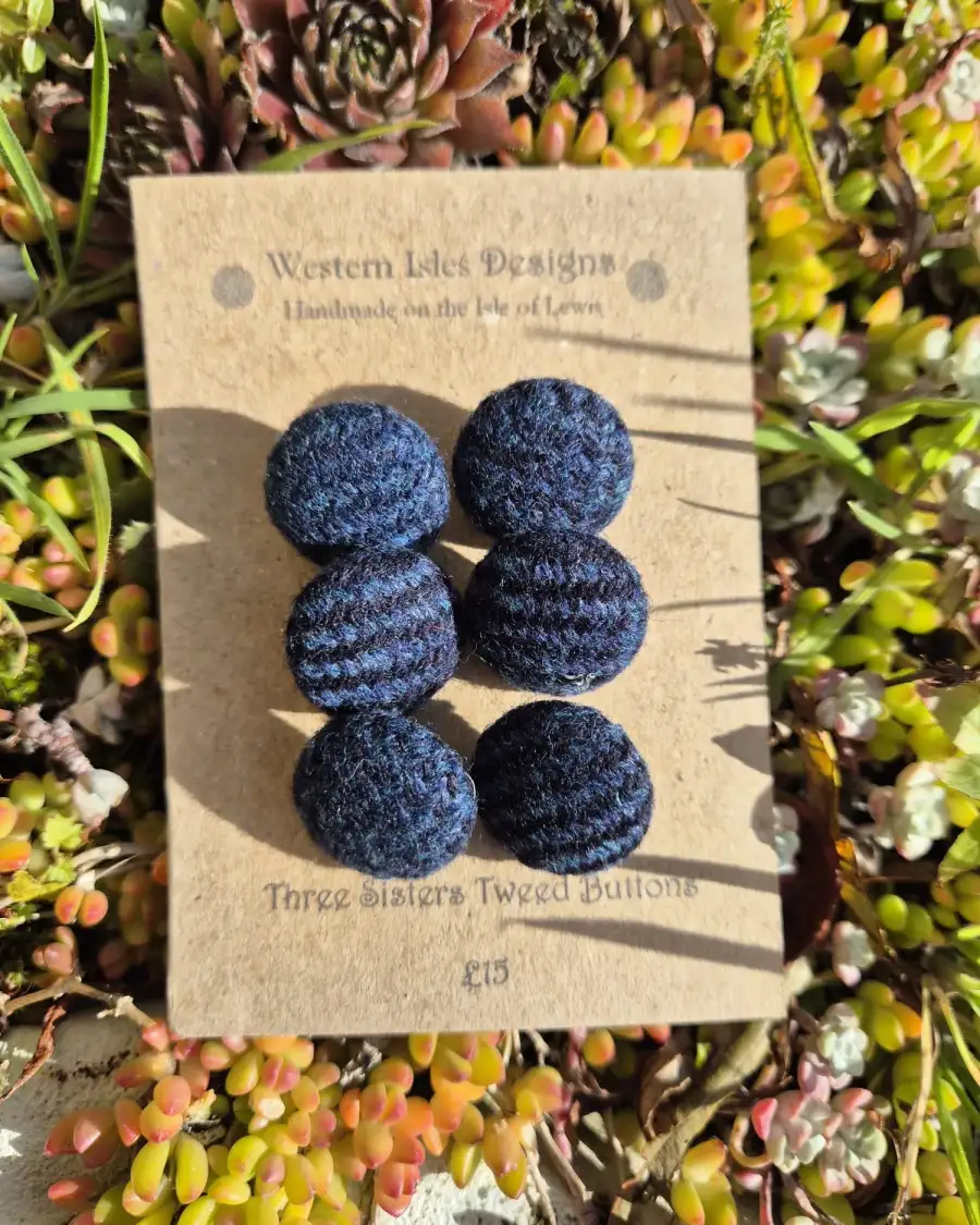Three Sisters Tweed Buttons