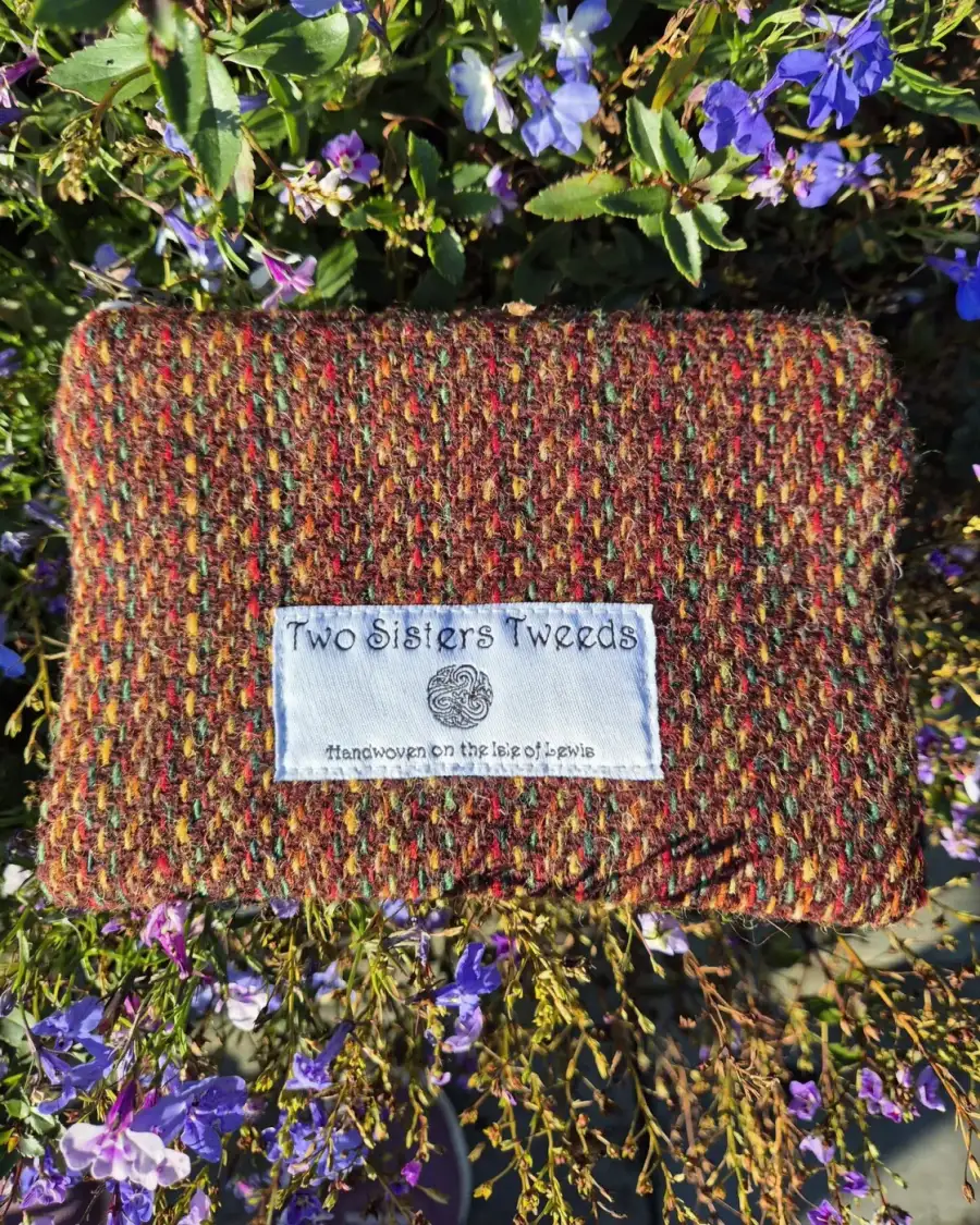 Two Sisters Tweed Zip Purse